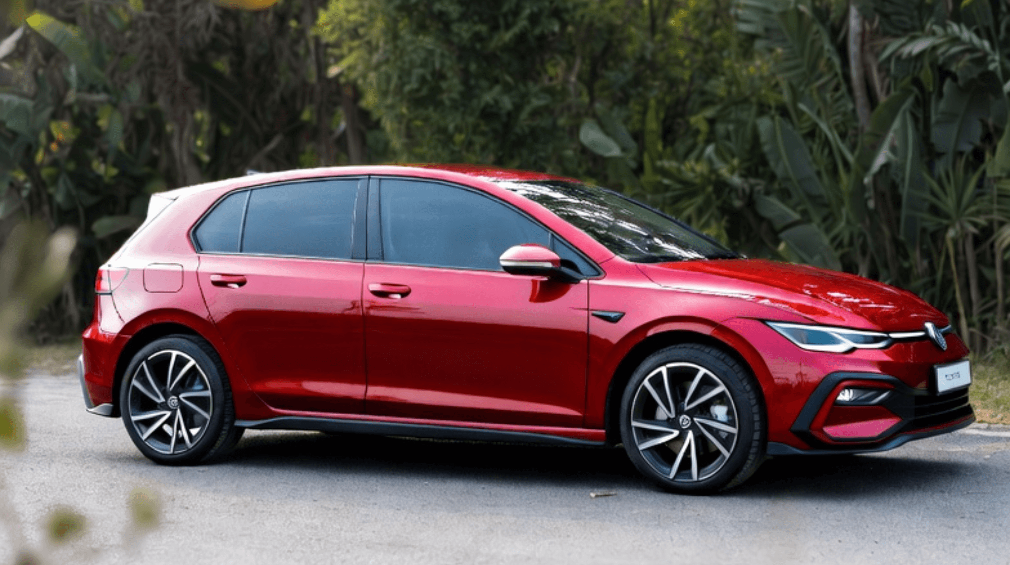 Volkswagen Golf 8 iznajmljivanje u Zrenjaninu Rent a Car Condor